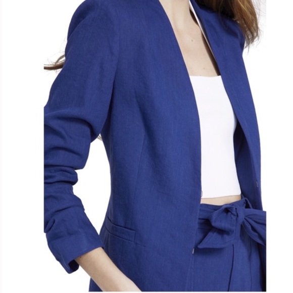 ALICE + OLIVIA Jerri Linen Blend Blazer - Picture 4 of 9